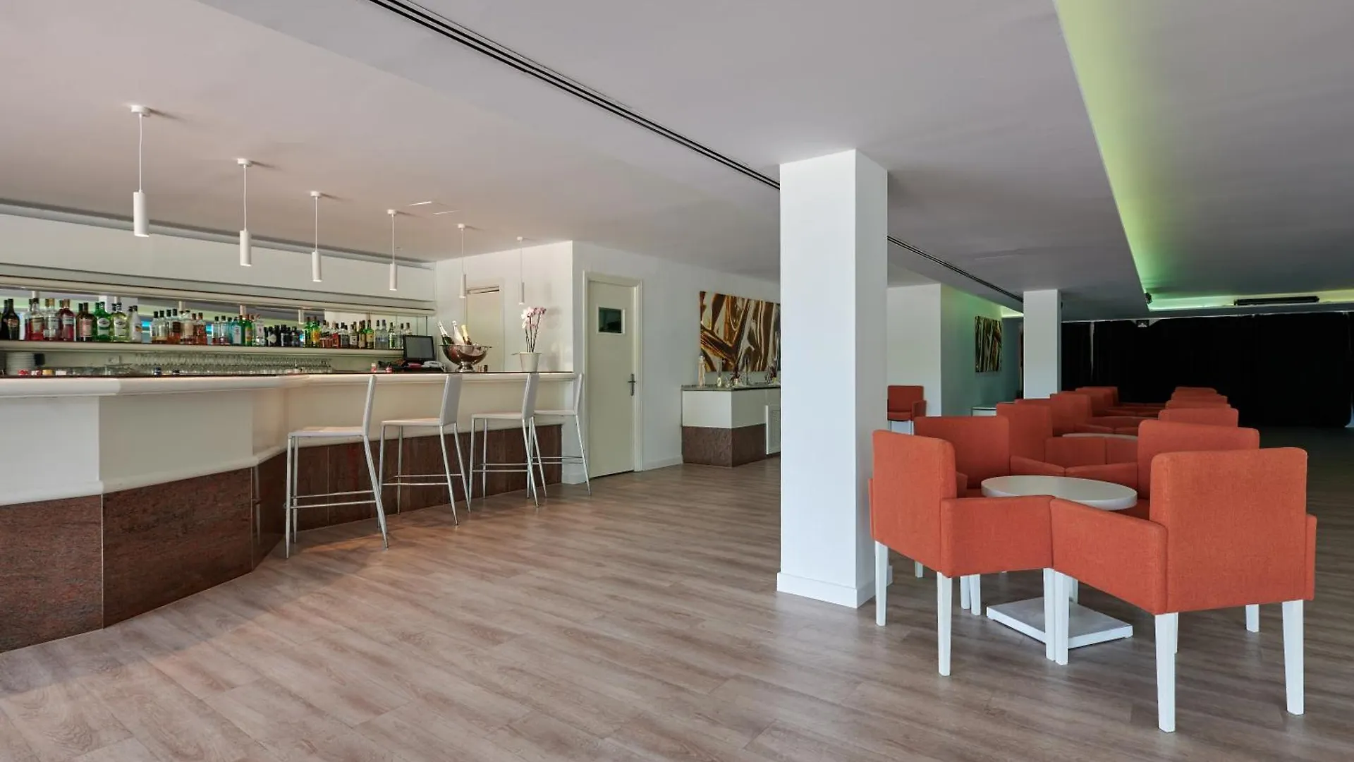 Aluasoul Carolina - Adults Only Hotel Font de sa Cala 4*,  Espanha