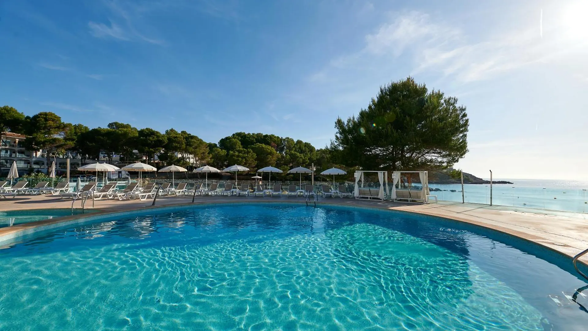 Hotel Aluasoul Carolina - Adults Only à Font de sa Cala